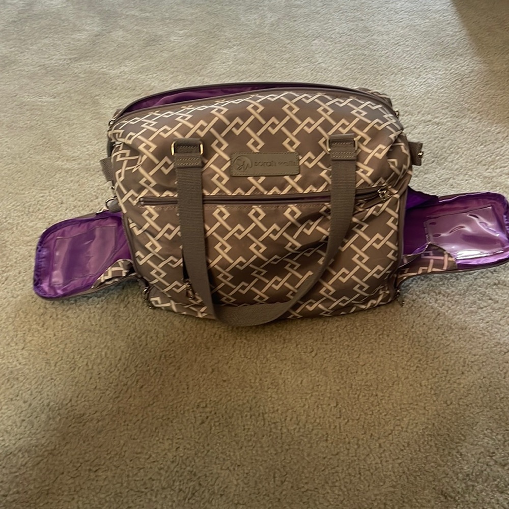 Sarah Wells Lizzy pump bag